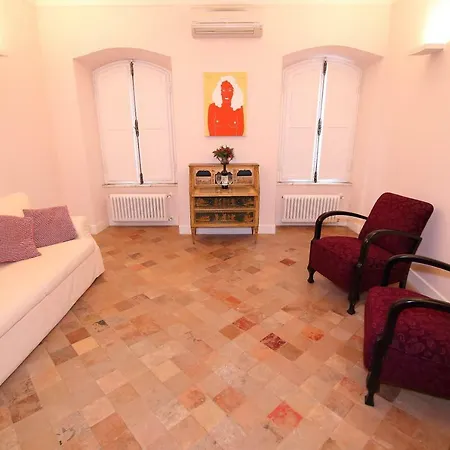 Gesu E Maria Apartment *